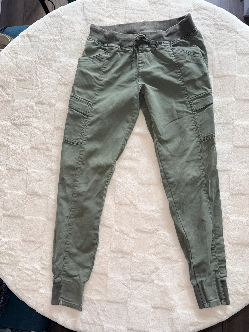 The North Face Women's Olive Green Cotton Joggers - 6